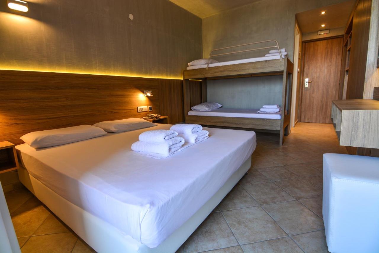 Aqua Mare Resort Melíssion Dış mekan fotoğraf