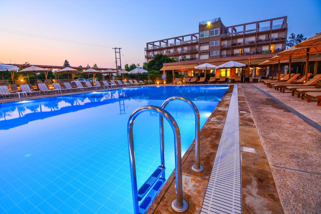 Aqua Mare Resort Melíssion Dış mekan fotoğraf